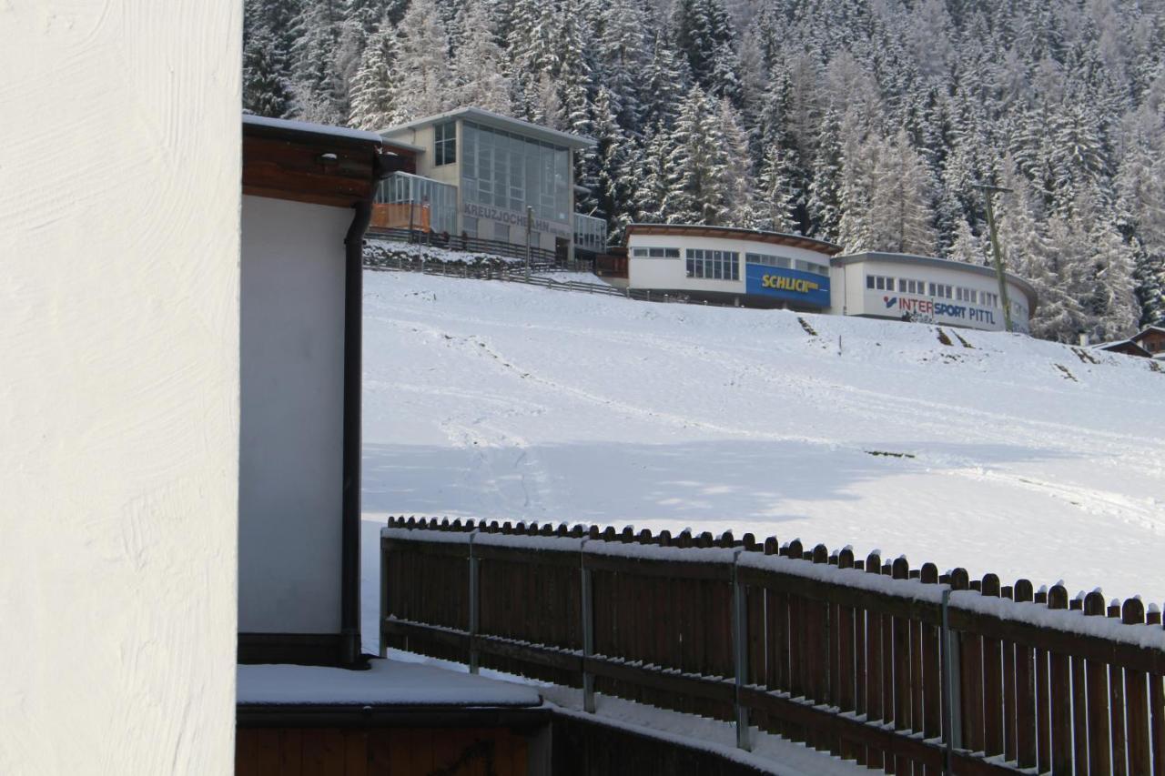 Ferienwohnung Auszeit Stubai 플메스 외부 사진